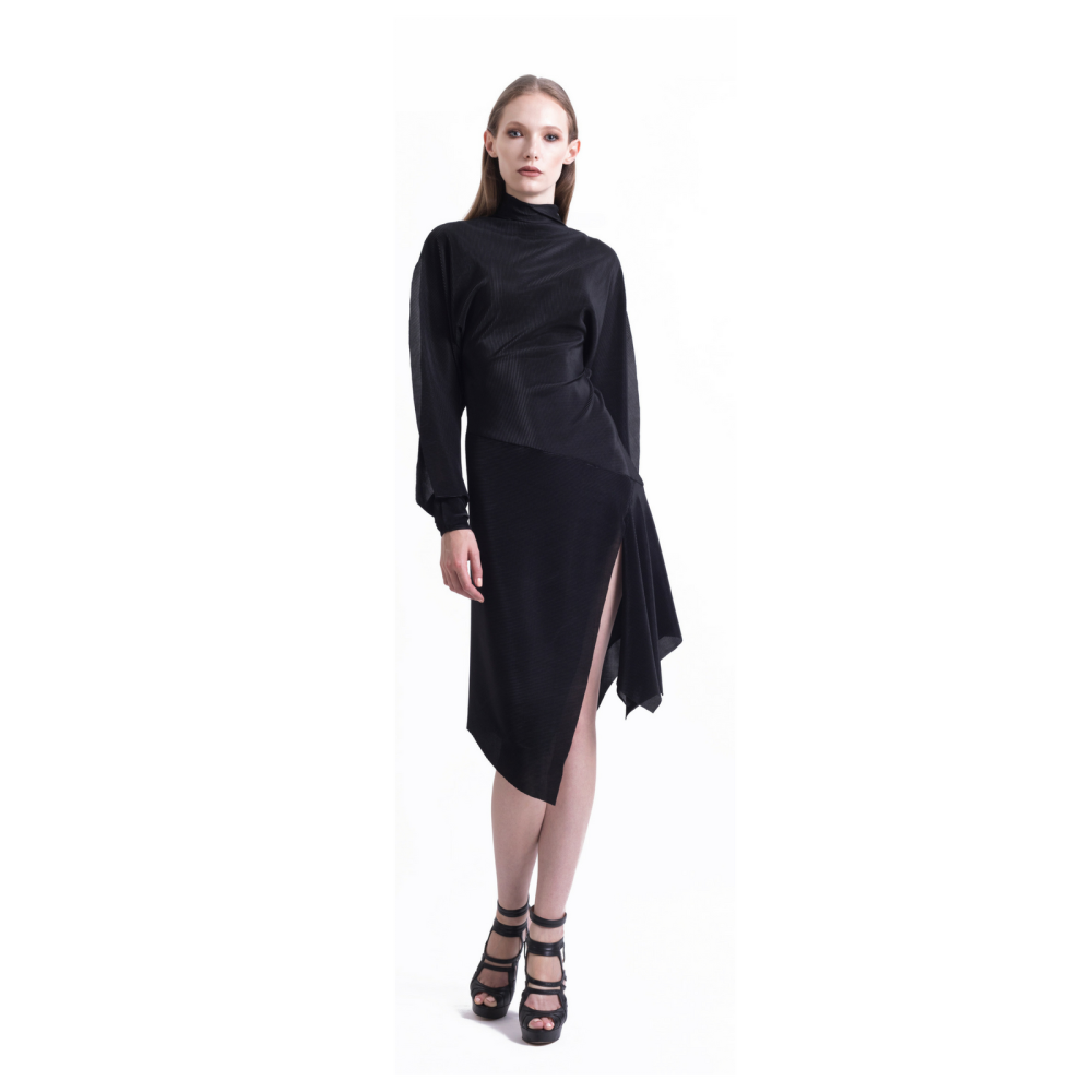 PLEATED CREPE ASYMETRIC DRESS